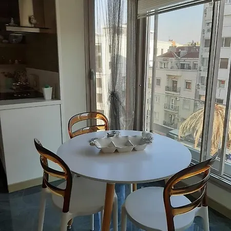 Newly Renovated In Kordon Izmir