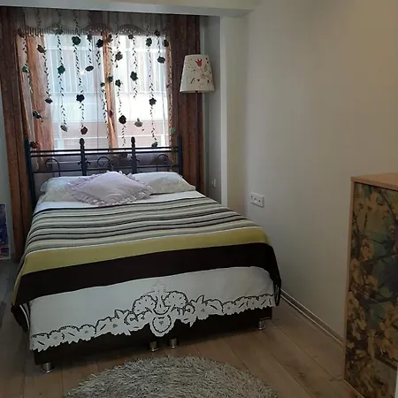 Newly Renovated In Kordon * 伊兹密尔