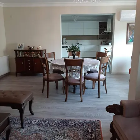 Newly Renovated In Kordon Apartament *